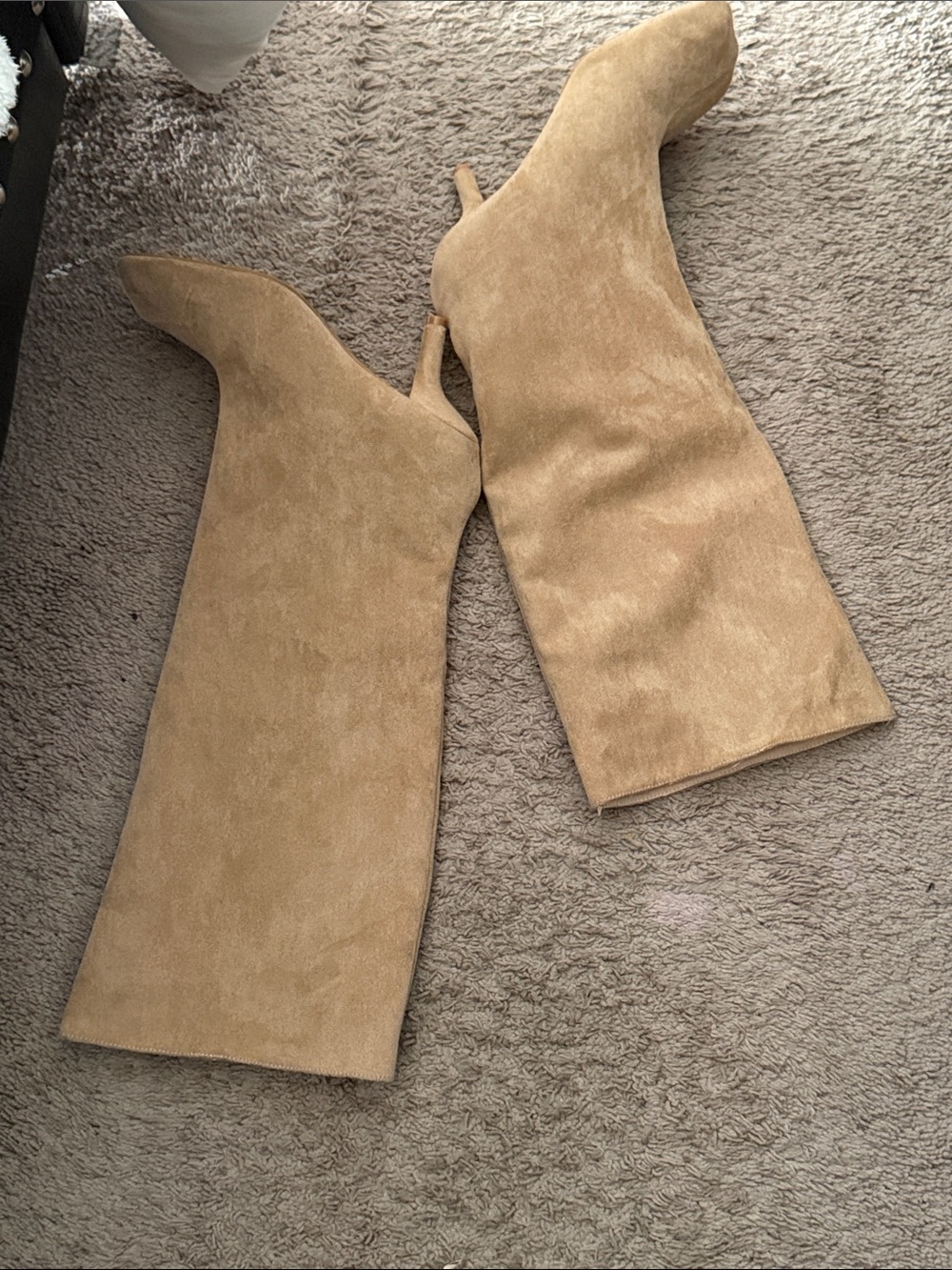Knee-High Suede Stiletto Boots in Camel
